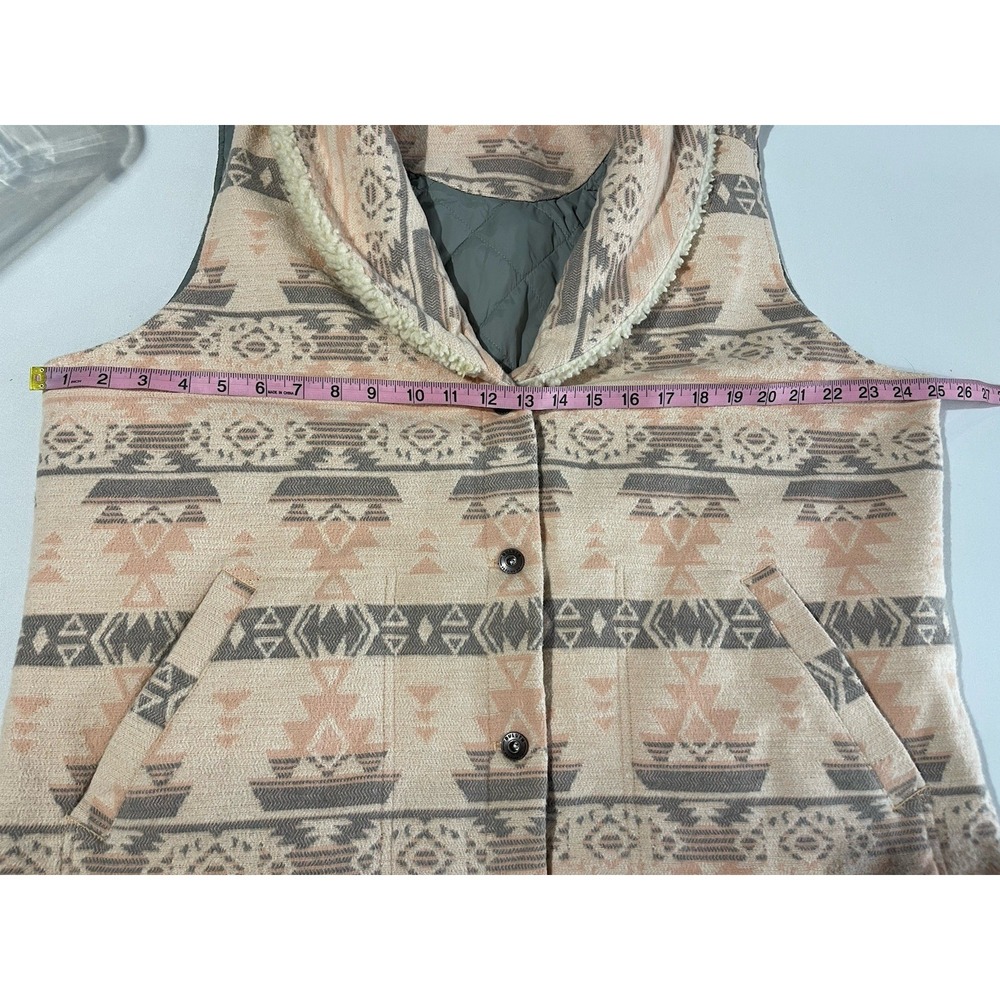Duluth Trading Co. Women's Festivest Southwest Pink Gray Aztec Print XL Vest - Picture 6 of 10